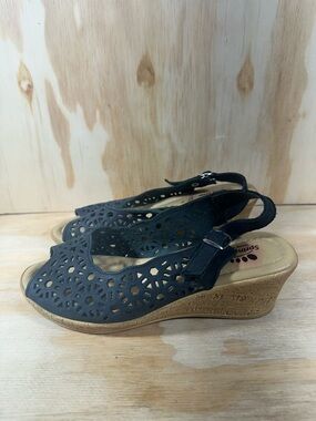 Spring Step Black Laser-Cut Slingback Wedge Sandals Women’s Size 6